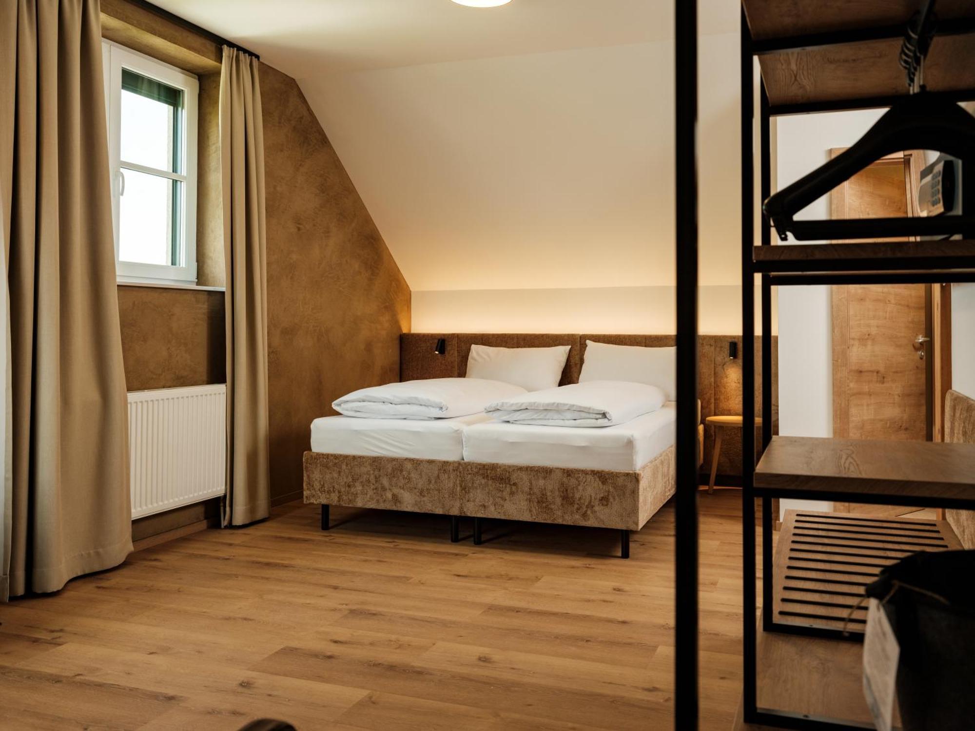 Hotel Neustifter Poysdorf Εξωτερικό φωτογραφία