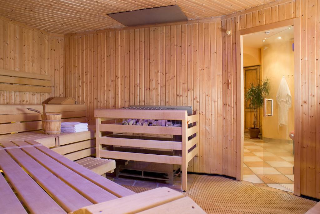 Hotel Neustifter Poysdorf Εξωτερικό φωτογραφία