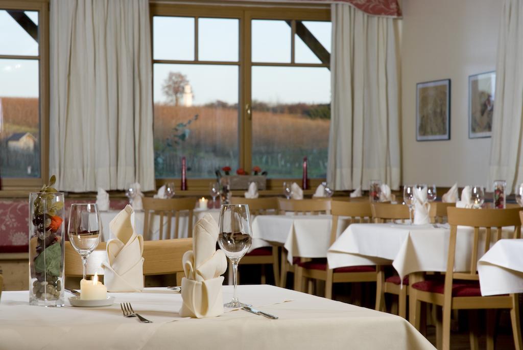 Hotel Neustifter Poysdorf Εξωτερικό φωτογραφία