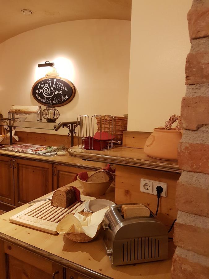 Hotel Neustifter Poysdorf Εξωτερικό φωτογραφία