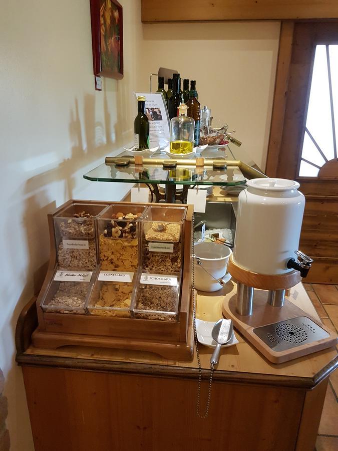 Hotel Neustifter Poysdorf Εξωτερικό φωτογραφία